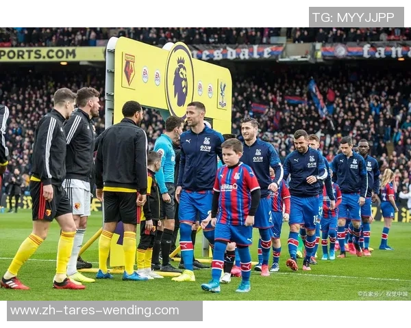 水晶宫主场强势，库普斯窘境重重，估计2-0或3-1取胜，确定出线。